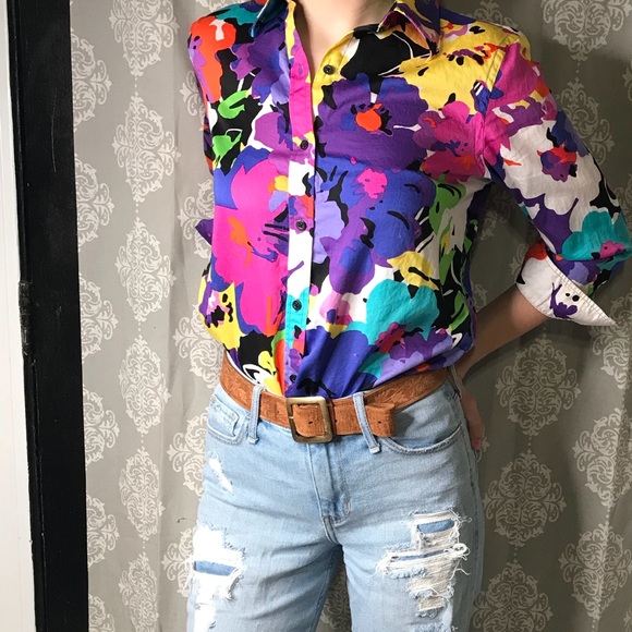 Lauren Ralph Lauren Tops - Vintage Lauren Ralph Lauren Shirt❤️💜💕🧡💚💛